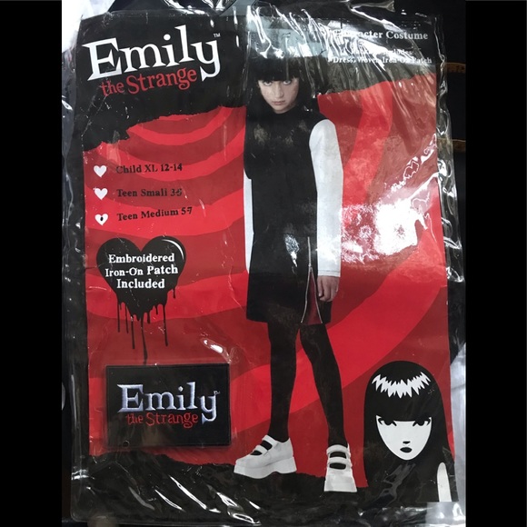 New Emily the strange costume - Picture 1 of 2